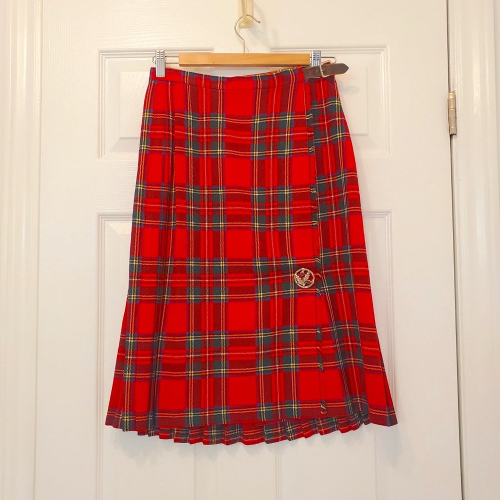 Vintage ST. MICHAEL RED PLAID KILT | W 24" x H 36" x L 25" |